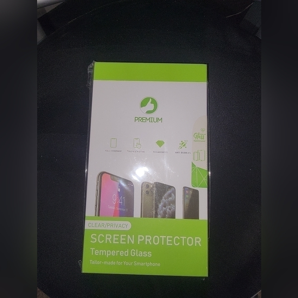 🧡NIB Screen Protector Tempered Glass Iphone
